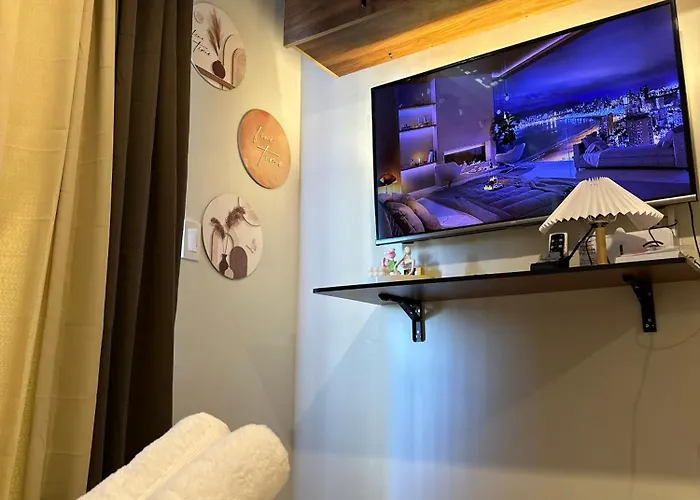 Staycashawn Apartment *